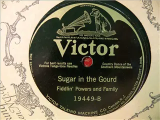 small_victor 19449 b.webp